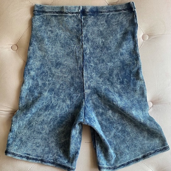 NWOT Ribbed Bike Short - Picture 6 of 6